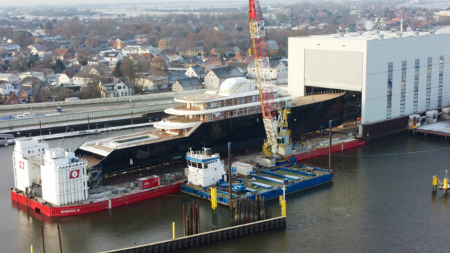 A&R Superyacht-Geburt
